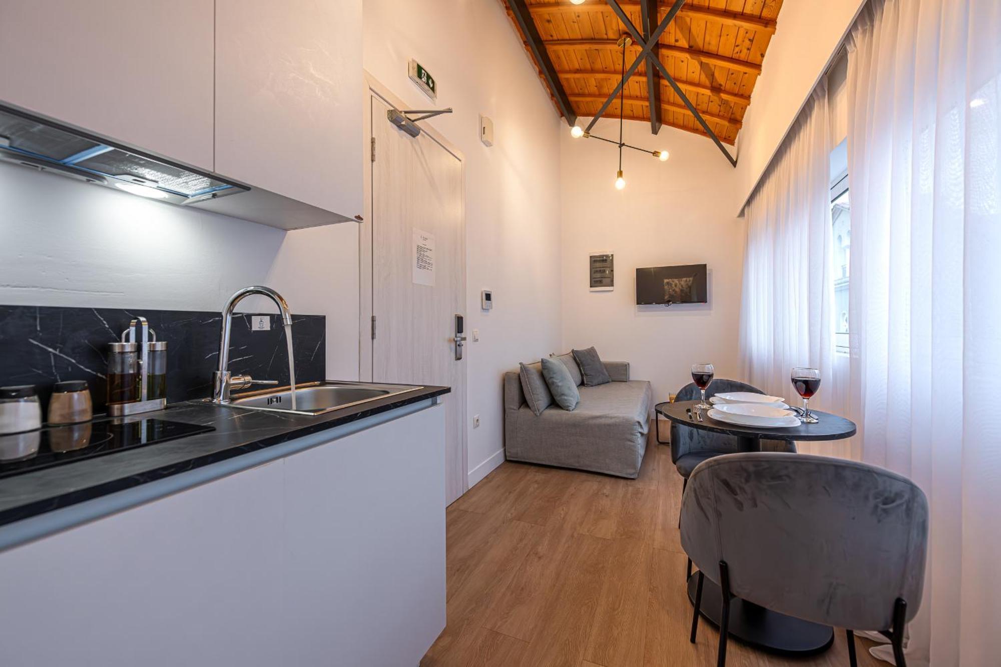 Kriel Suites By Liv Homes Αθήνα Εξωτερικό φωτογραφία