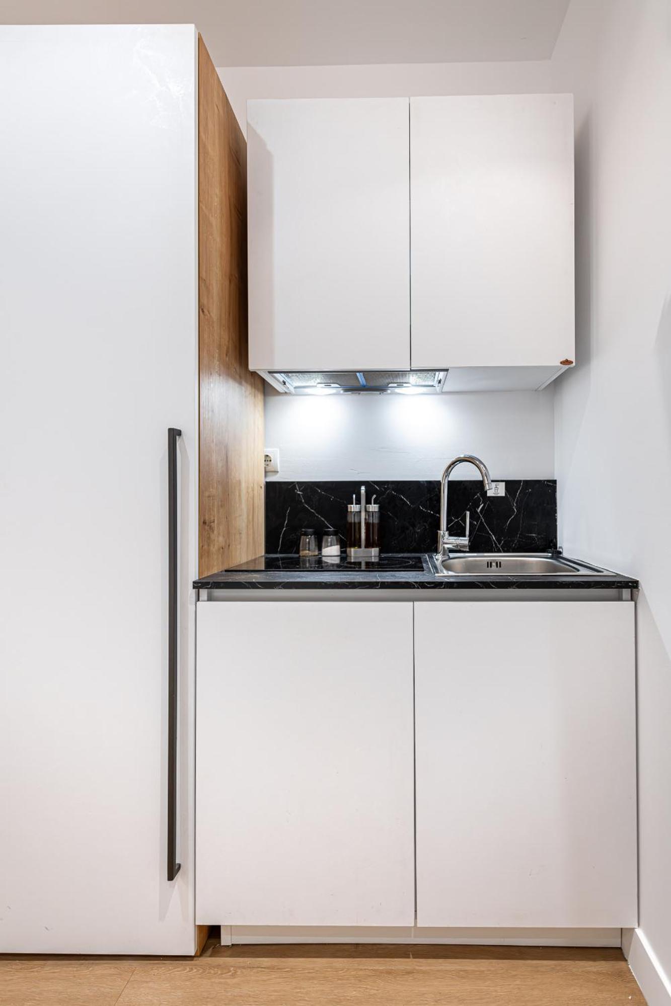 Kriel Suites By Liv Homes Αθήνα Εξωτερικό φωτογραφία